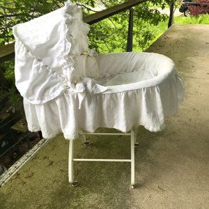 French Infant Basinette